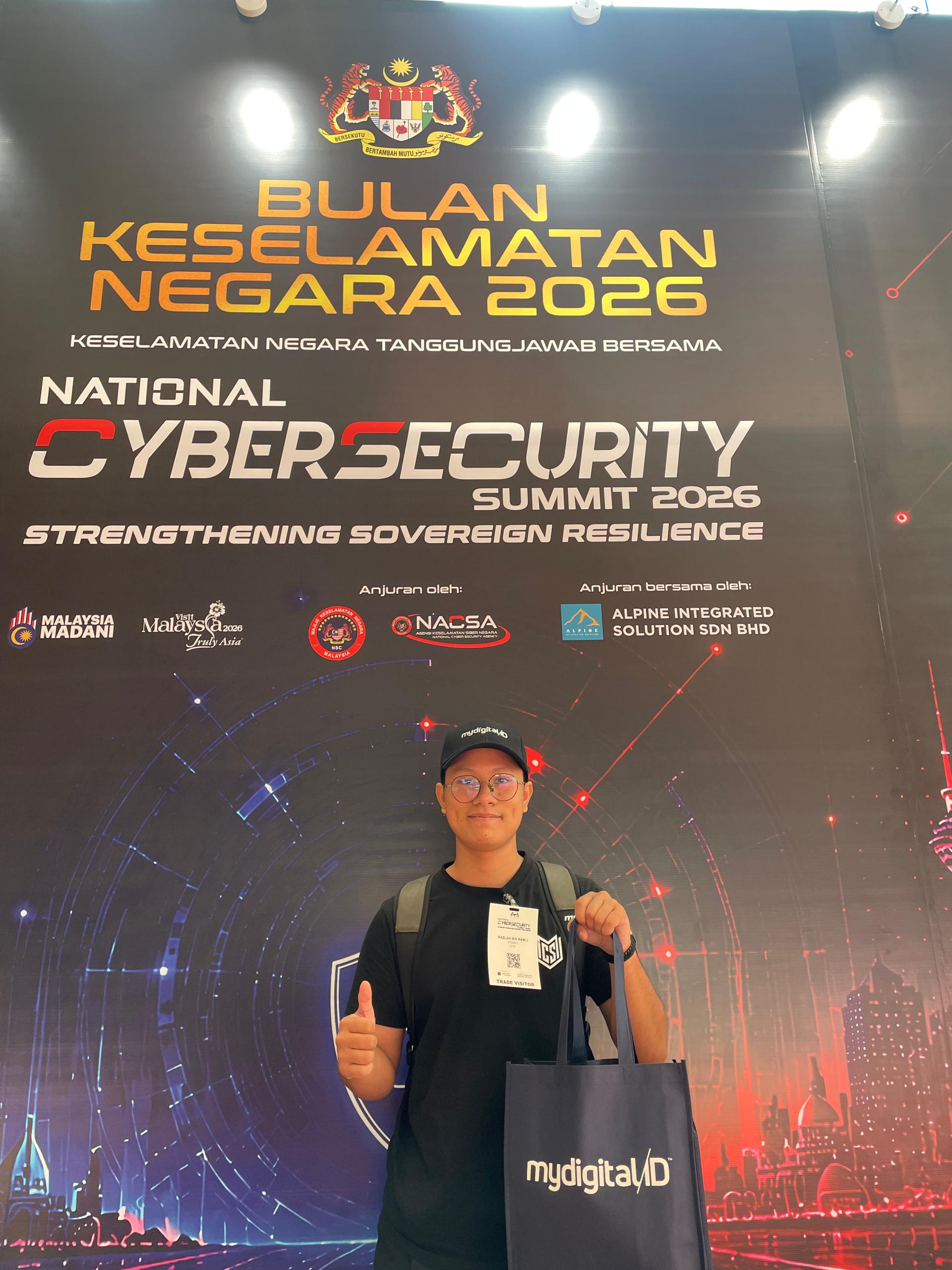 Photo from Razlan's visit to the National Cybersecurity Summit 2026, image 1 of 3