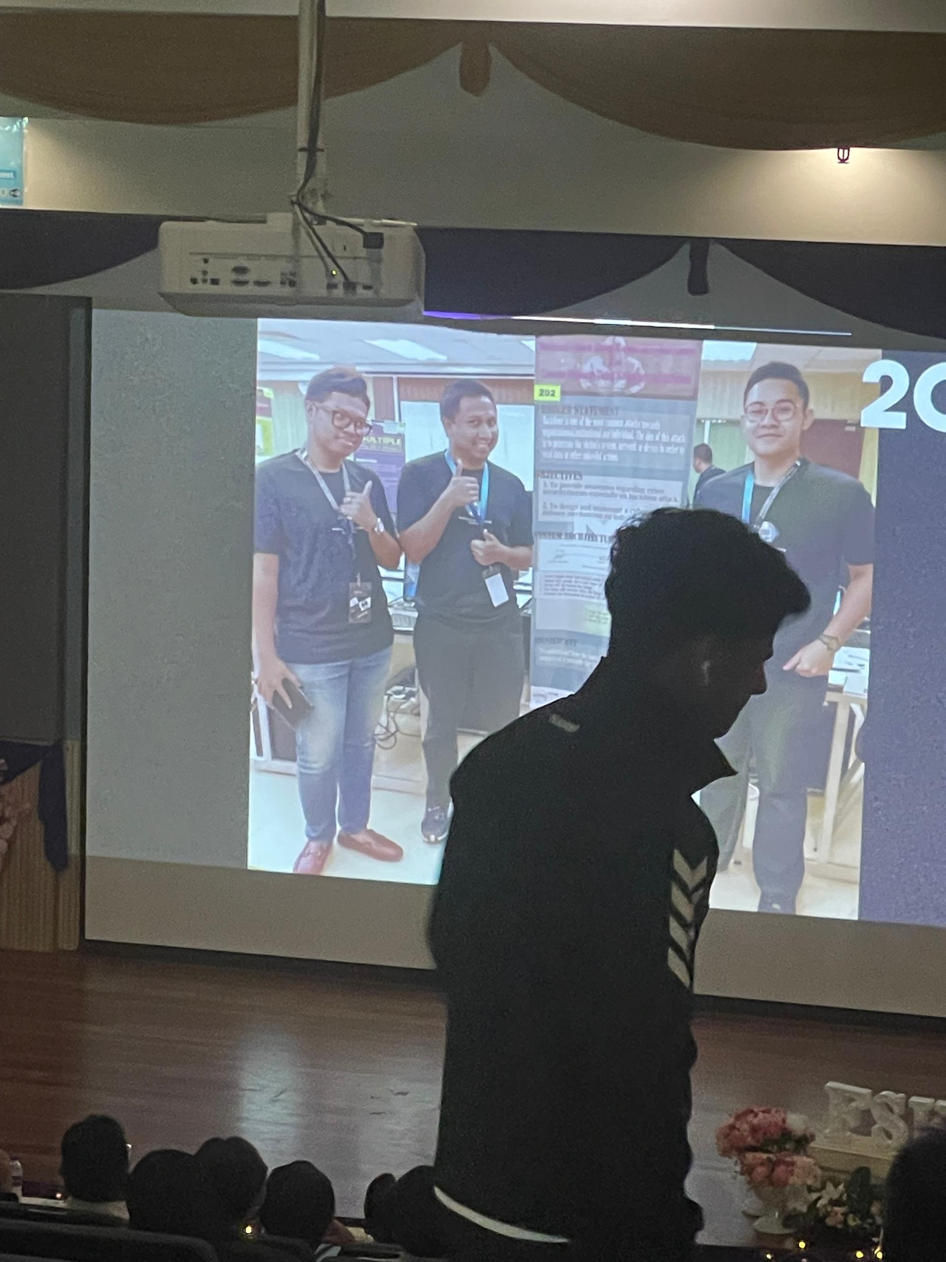 Photo from the Taming25 CTF Finals, image 6 of 6